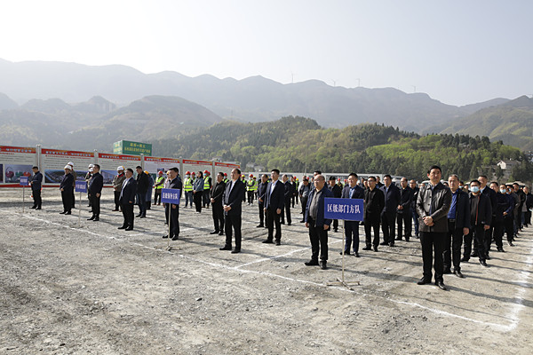 鹤峰县水利局新项目启动，推动地方水资源可持续利用的关键行动